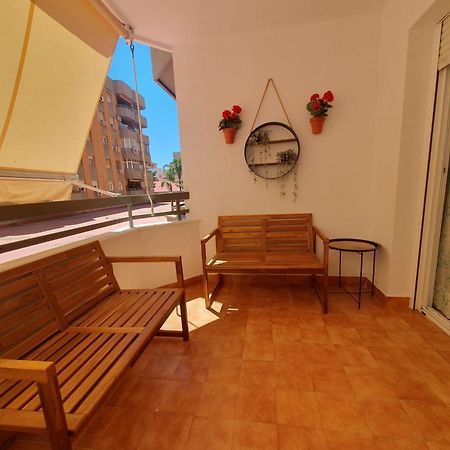 Estacion Del Mar Apartment Malaga Bagian luar foto
