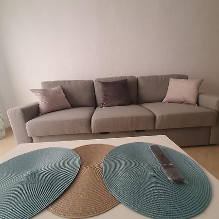 Estacion Del Mar Apartment Malaga Bagian luar foto